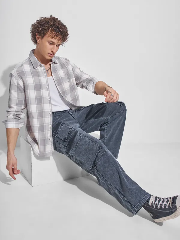 Highlander Men Off White Checked Relaxed Fit Casual Shirt