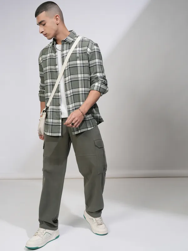 Highlander Men Green Checked Oversized Fit Casual Shirt