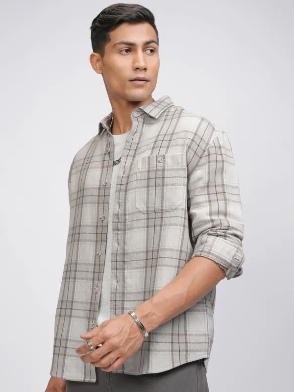 Highlander Men Beige Checked Oversized Fit Casual Shirt