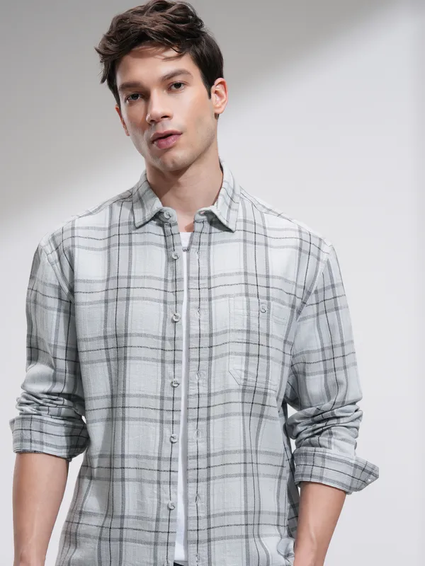 Highlander Men Grey Checked Oversized Fit Casual Shirt