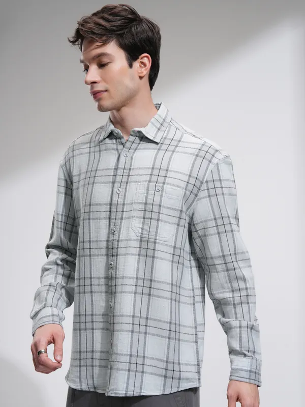 Highlander Men Grey Checked Oversized Fit Casual Shirt
