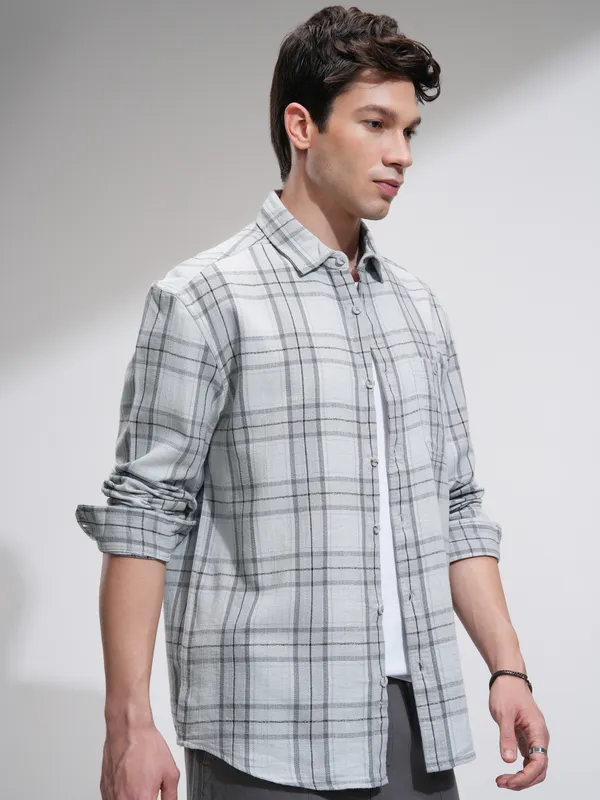 Highlander Men Grey Checked Oversized Fit Casual Shirt