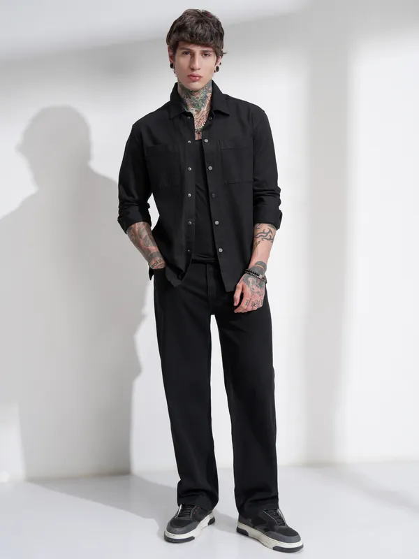 Highlander Men Black Self Design Oversized Fit Casual Shirt
