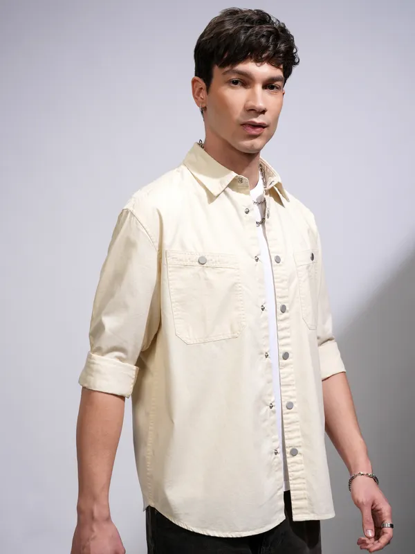 Highlander Men Cream Solid Oversized Casual Shirt
