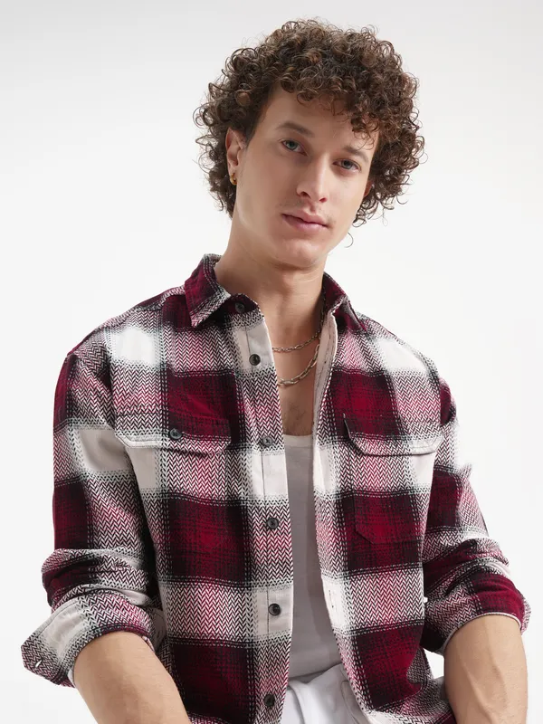 Men Relaxed Fit Casual Shirt