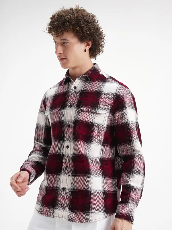 Men Relaxed Fit Casual Shirt