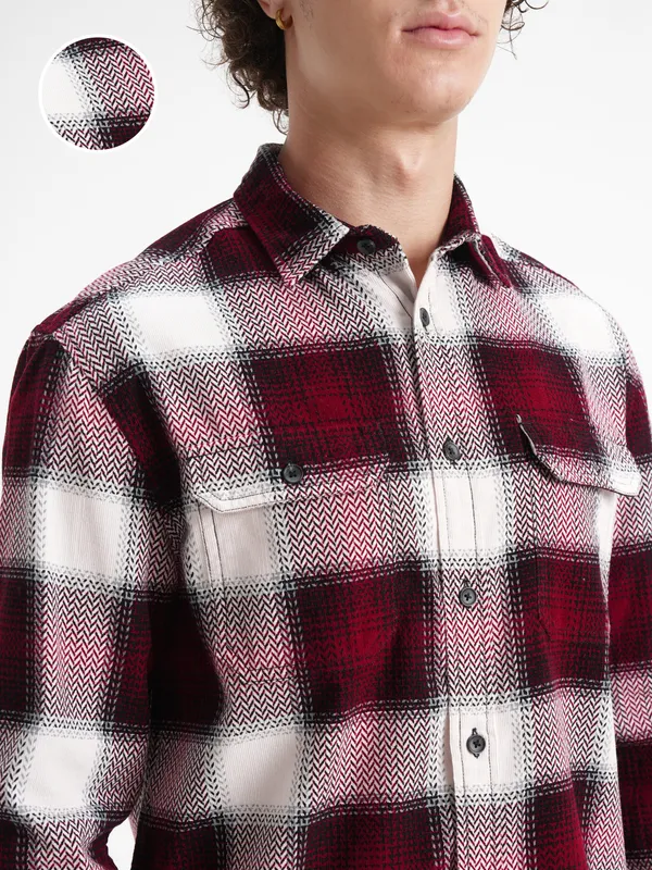 Men Relaxed Fit Casual Shirt