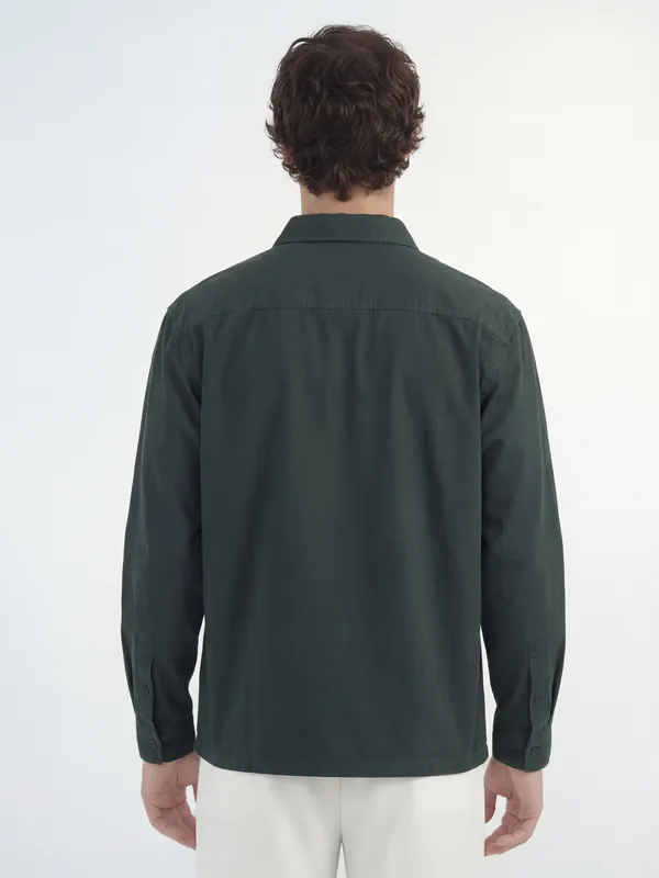 Highlander Men Green Solid Relaxed Fit Casual Shirt