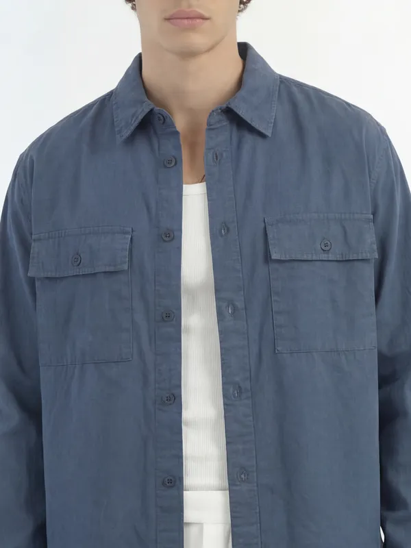 Highlander Men Blue Solid Relaxed Fit Casual Shirt