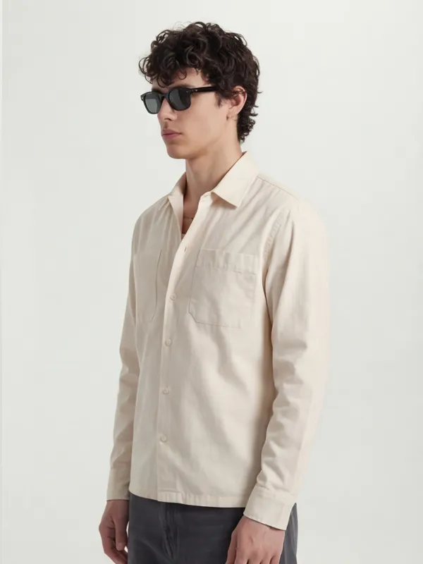Highlander Men Cream Solid Oversized Fit Casual Shirt