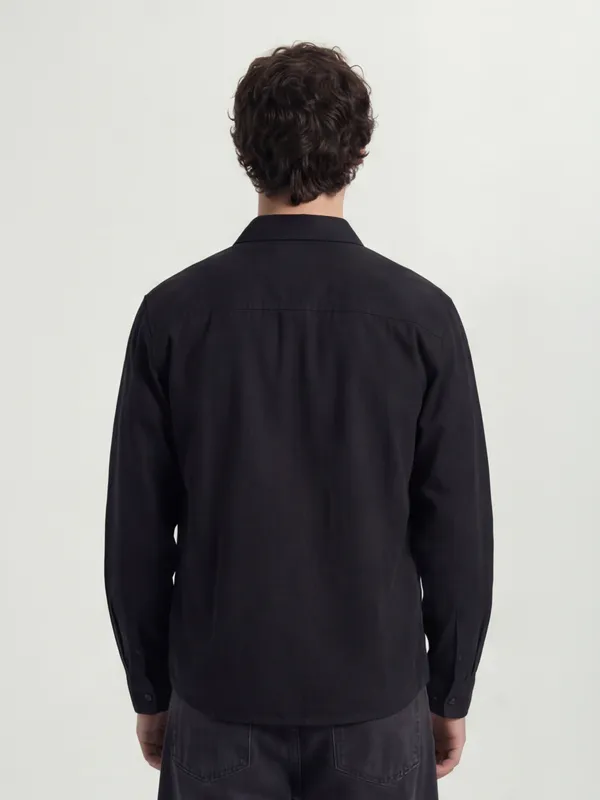 Highlander Men Black Solid Oversized Fit Casual Shirt