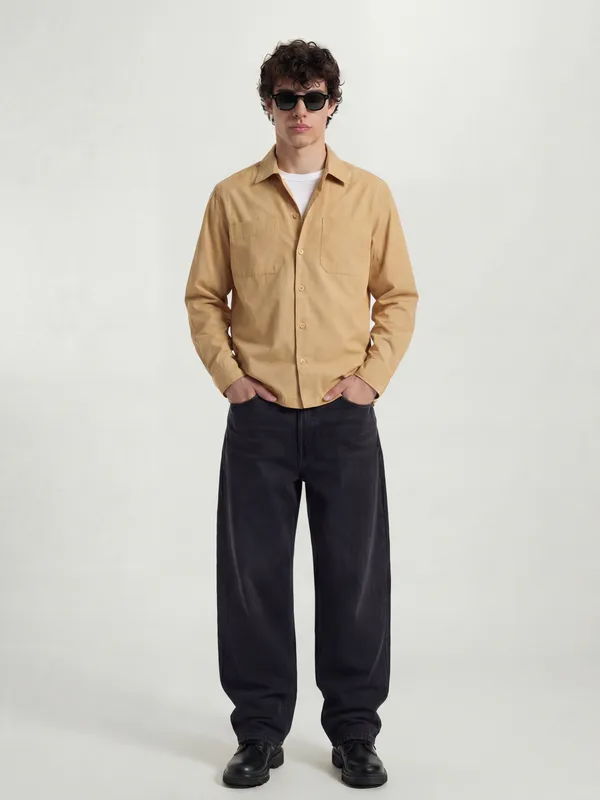 Highlander Men Orange Solid Oversized Fit Casual Shirt