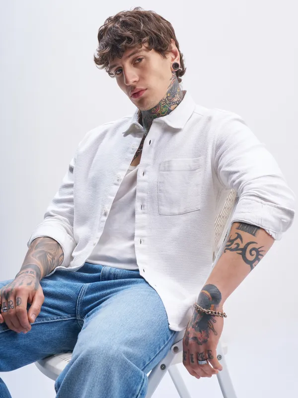 Highlander Men White Self Design Oversized Fit Casual Shirt