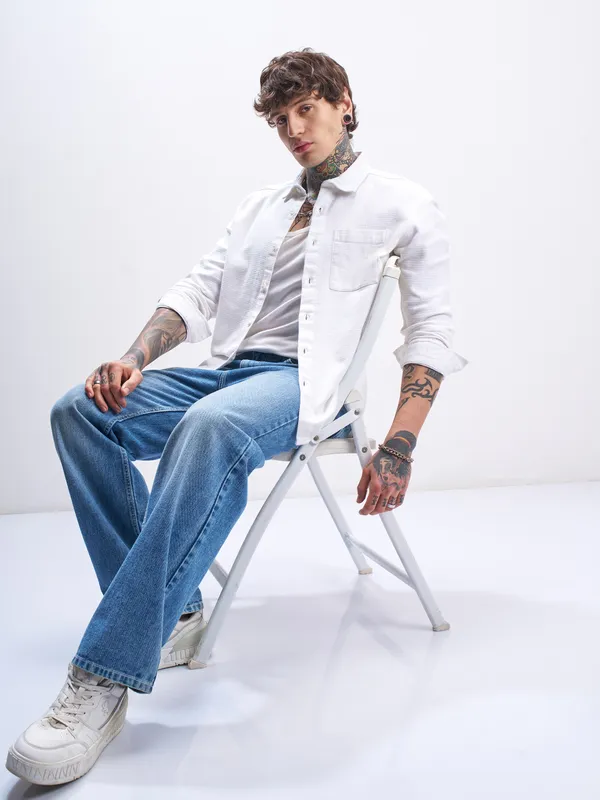 Highlander Men White Self Design Oversized Fit Casual Shirt