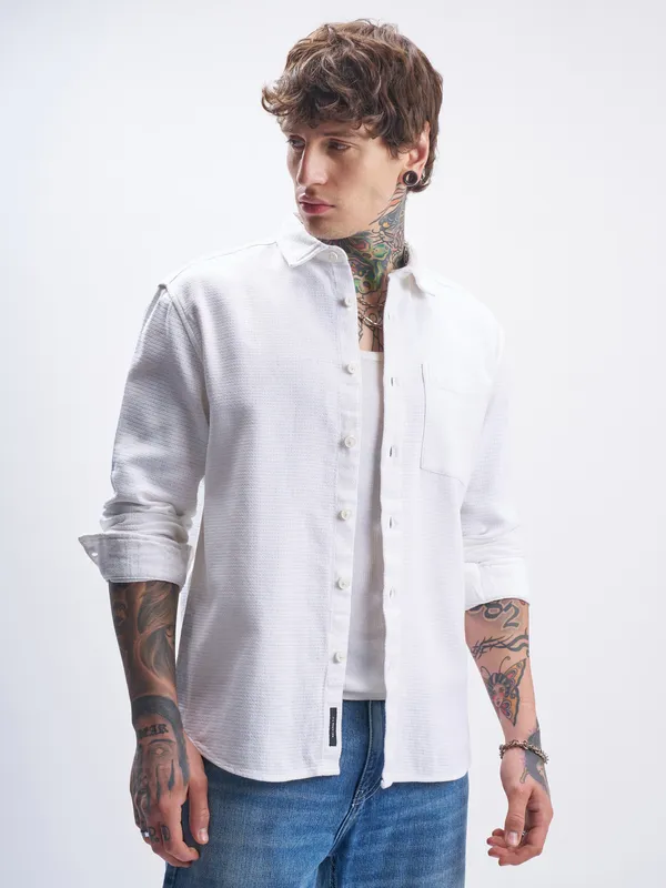 Highlander Men White Self Design Oversized Fit Casual Shirt