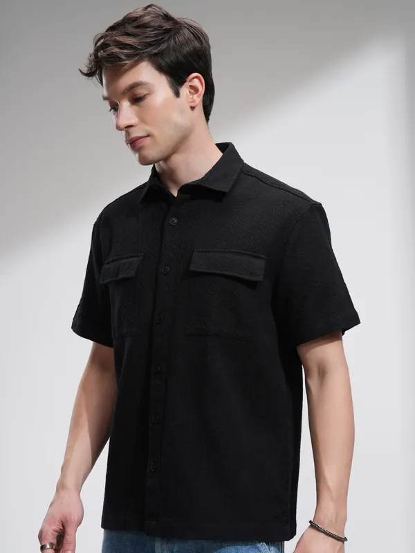 Highlander Men Black Self Design Oversized Fit Casual Shirt