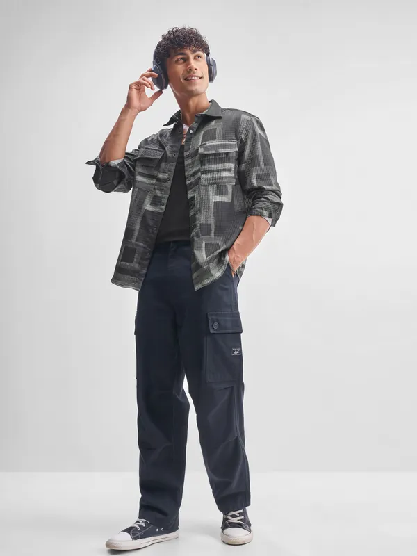 Highlander Men Grey Printed Relaxed Fit Casual Shirt