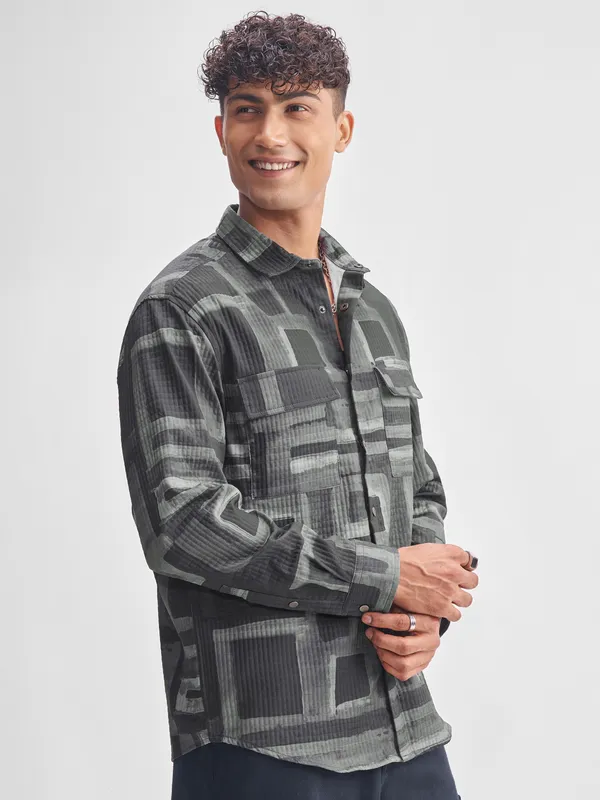 Highlander Men Grey Printed Relaxed Fit Casual Shirt
