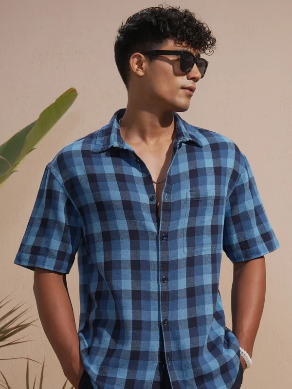Highlander Men Blue Checked Oversized Fit Casual Shirt