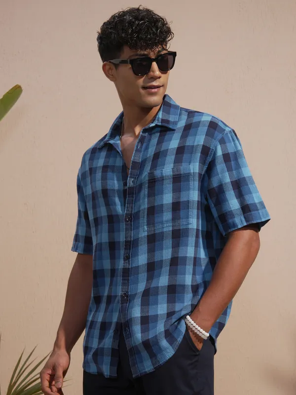 Highlander Men Blue Checked Oversized Fit Casual Shirt