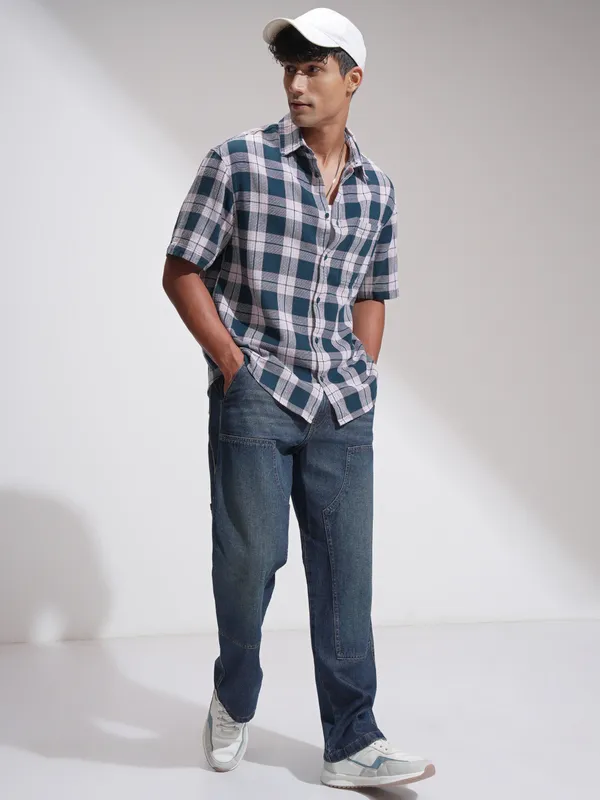 Highlander Men Teal Checked Oversized Fit Casual Shirt