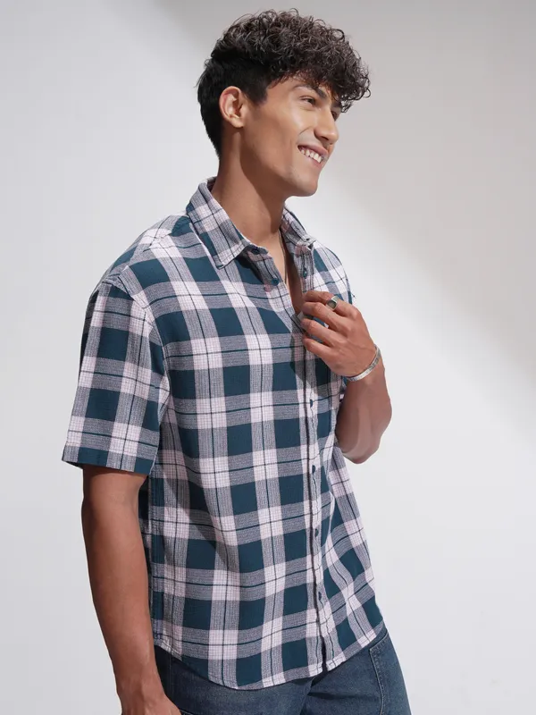 Highlander Men Teal Checked Oversized Fit Casual Shirt