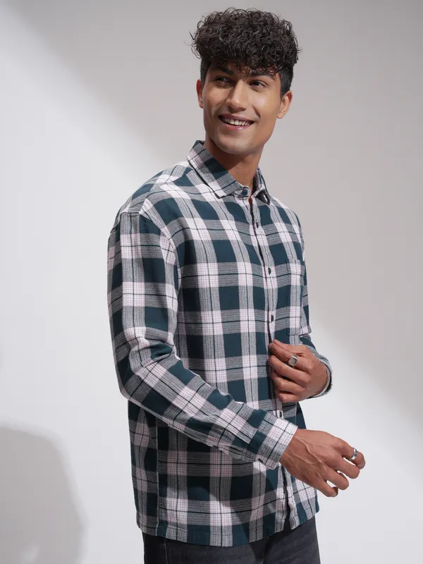 Highlander Men Teal Checked Oversized Fit Casual Shirt