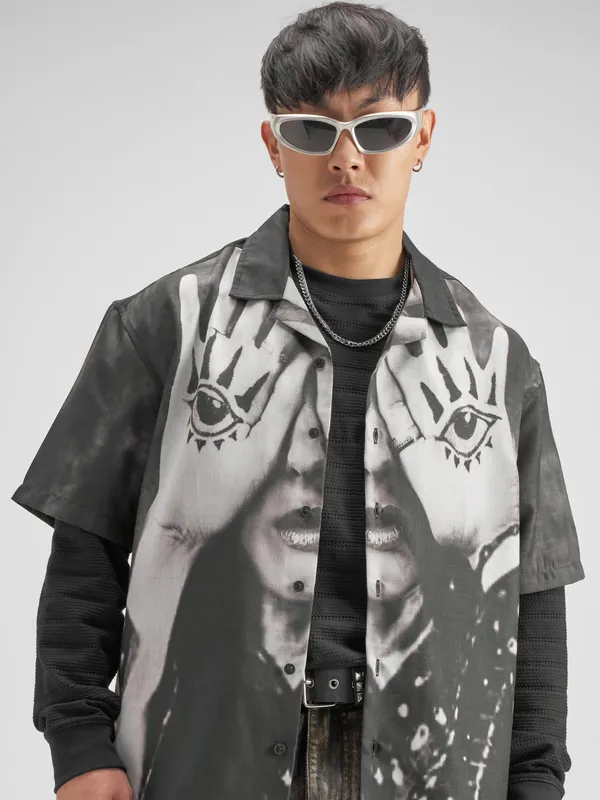 Highlander Men Black Printed Boxy Fit Casual Shirt