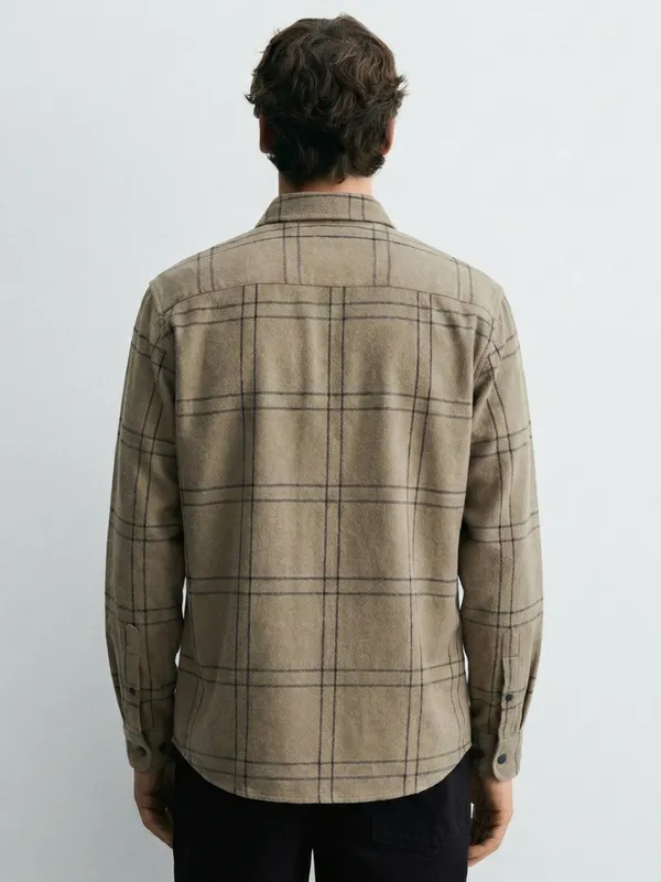 Highlander Men Khaki Checked Relaxed Fit Casual Shirt