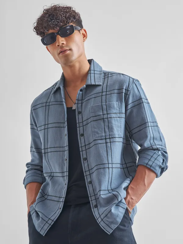 Highlander Men Blue Checked Relaxed Fit Casual Shirt