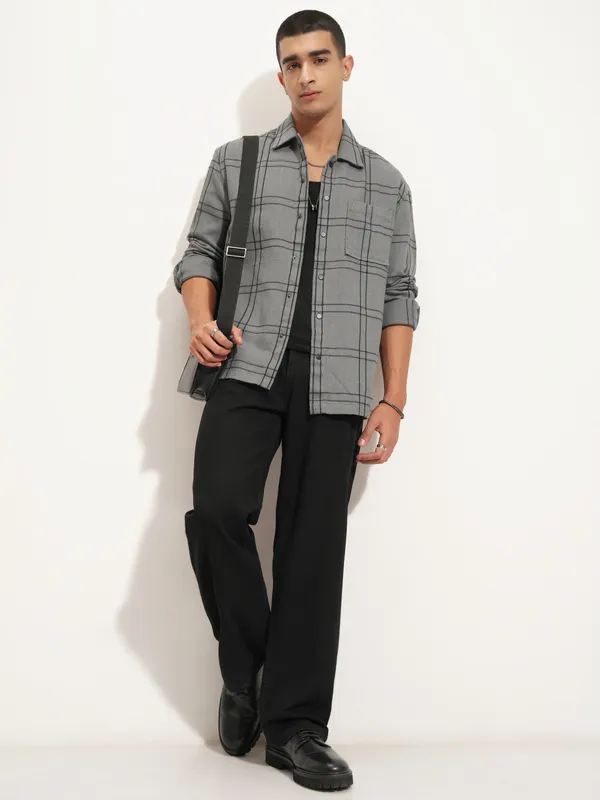 Highlander Men Grey Checked Relaxed Fit Casual Shirt