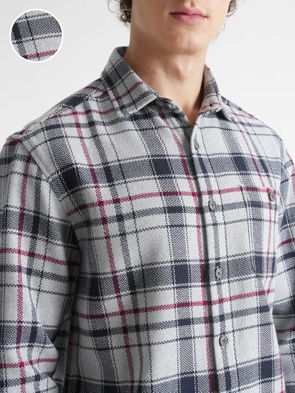Men Relaxed Fit Casual Shirt