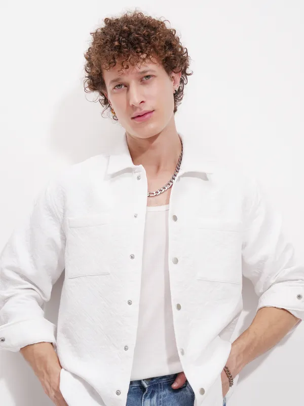 Highlander Men White Self Design Relaxed Fit Casual Shirt