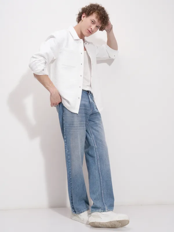 Highlander Men White Self Design Relaxed Fit Casual Shirt