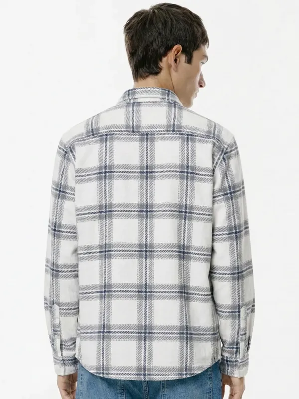 Highlander Men White Checked Relaxed Fit Casual Shirt