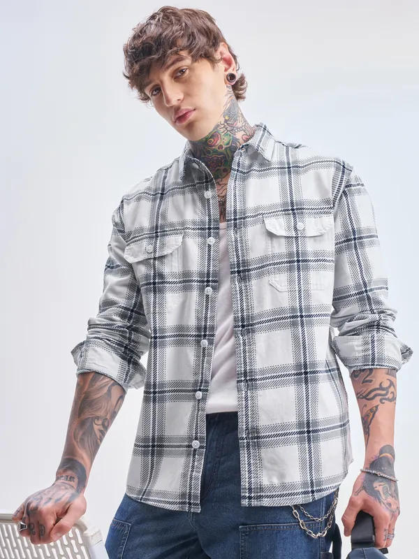 Men Relaxed Fit Casual Shirt
