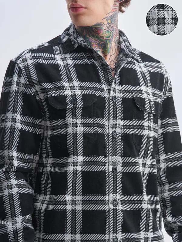 Highlander Men Black Checked Relaxed Fit Casual Shirt