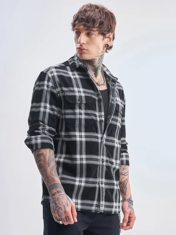 Highlander Men Black Checked Relaxed Fit Casual Shirt