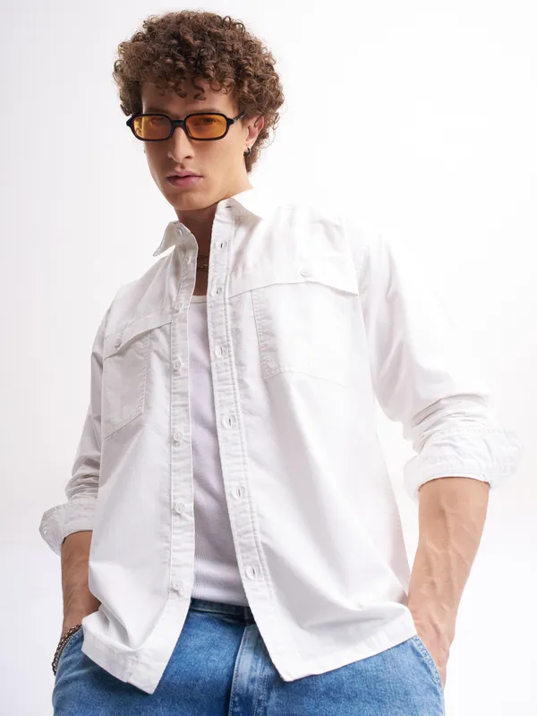 Highlander Men White Solid Oversized Fit Casual Shirt