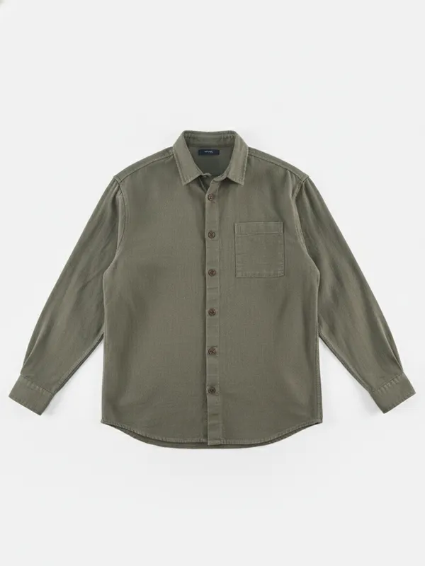 Highlander Men Olive Solid Relaxed Fit Casual Shirt