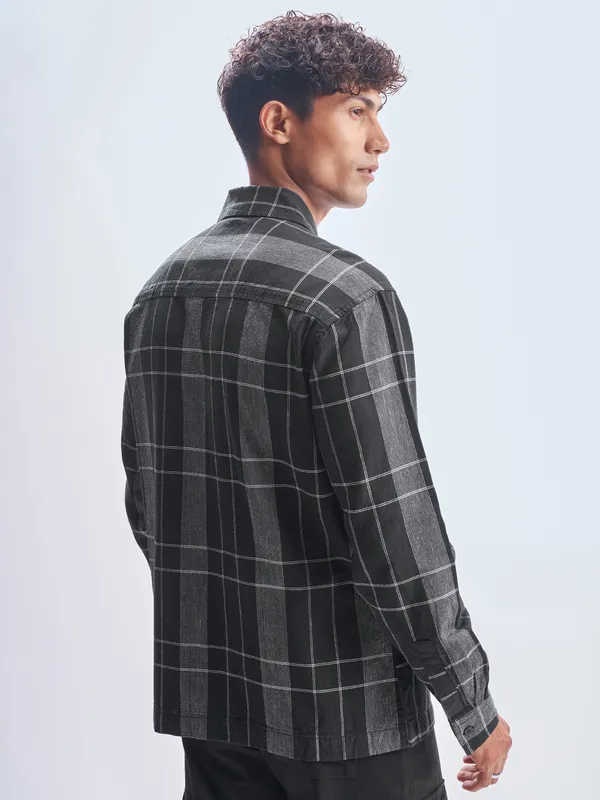 Highlander Men Black Checked Oversized Fit Casual Shirt