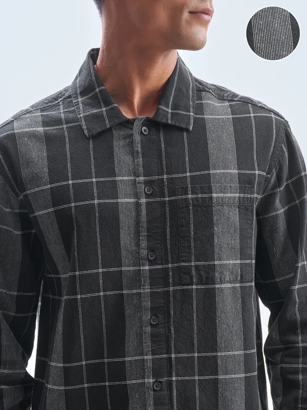 Highlander Men Black Checked Oversized Fit Casual Shirt