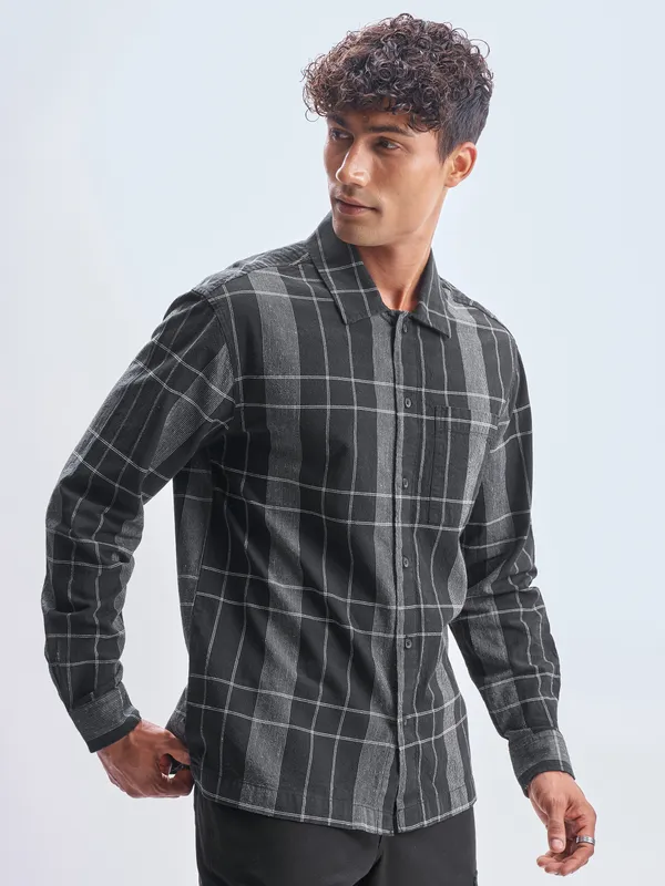 Highlander Men Black Checked Oversized Fit Casual Shirt