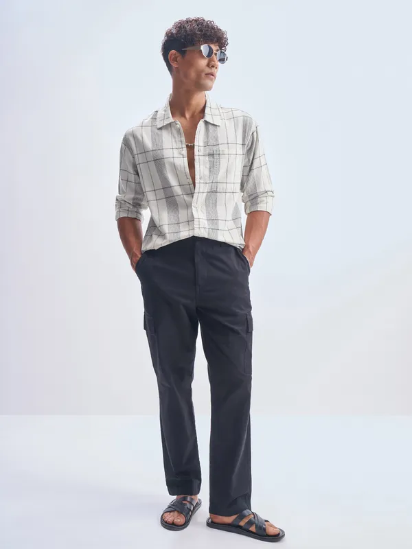 Highlander Men Cream Checked Oversized Fit Casual Shirt