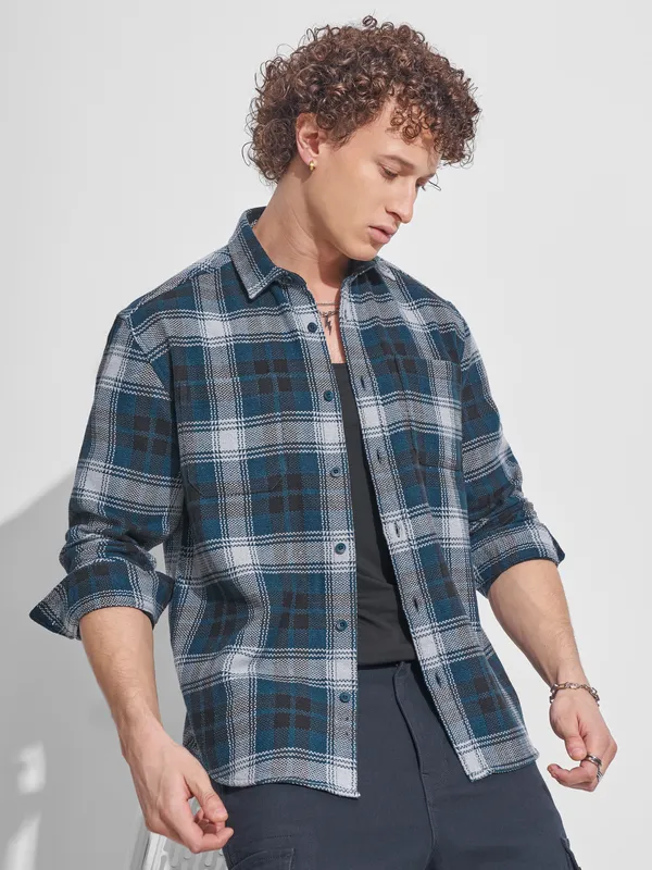 Highlander Men Teal Checked Relaxed Fit Casual Shirt