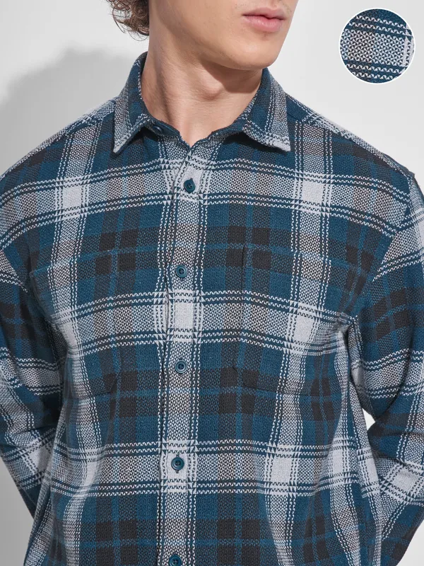Highlander Men Teal Checked Relaxed Fit Casual Shirt