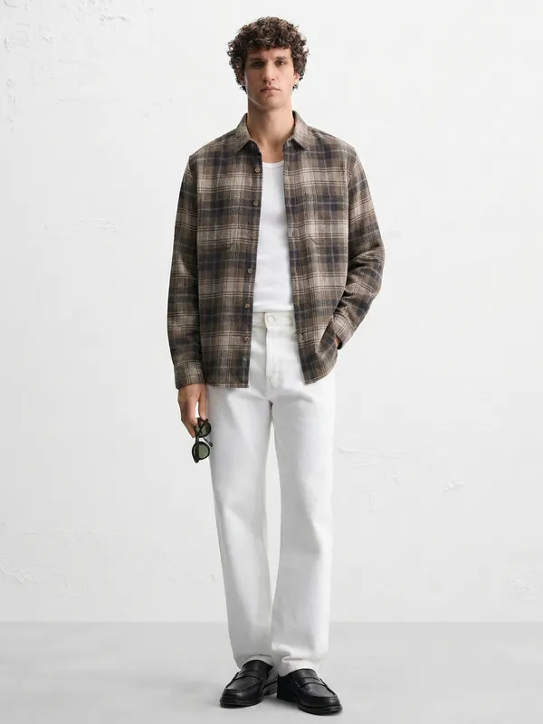 Highlander Men Brown Checked Relaxed Fit Casual Shirt