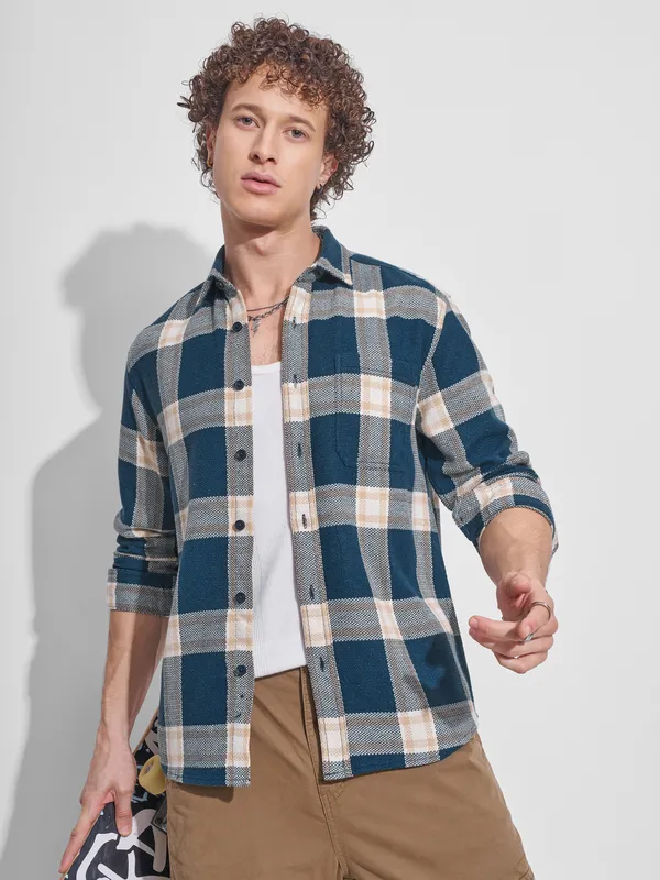 Highlander Men Teal Checked Relaxed Fit Casual Shirt