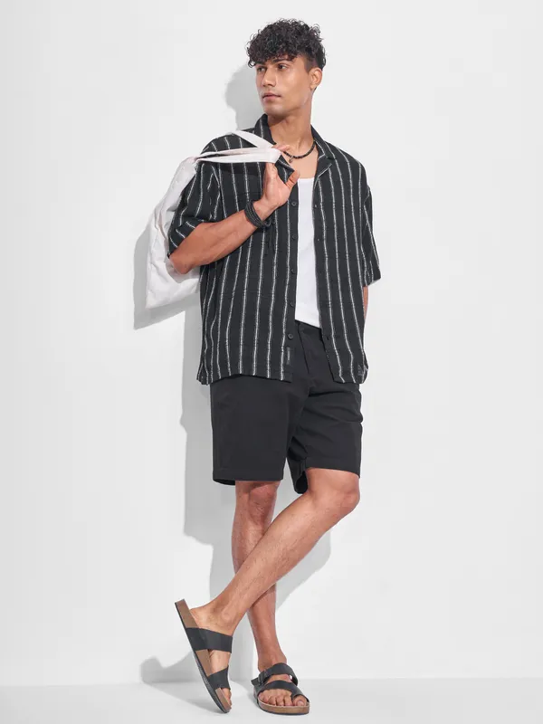 Highlander Men Black Striped Oversized Fit Casual Shirt