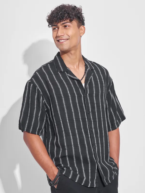Highlander Men Black Striped Oversized Fit Casual Shirt